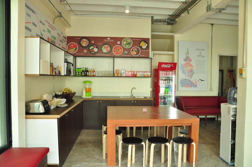 Sabye Club Hostel Бангкок Екстер'єр фото