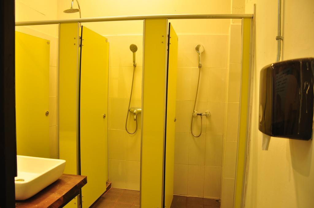 Sabye Club Hostel Бангкок Номер фото