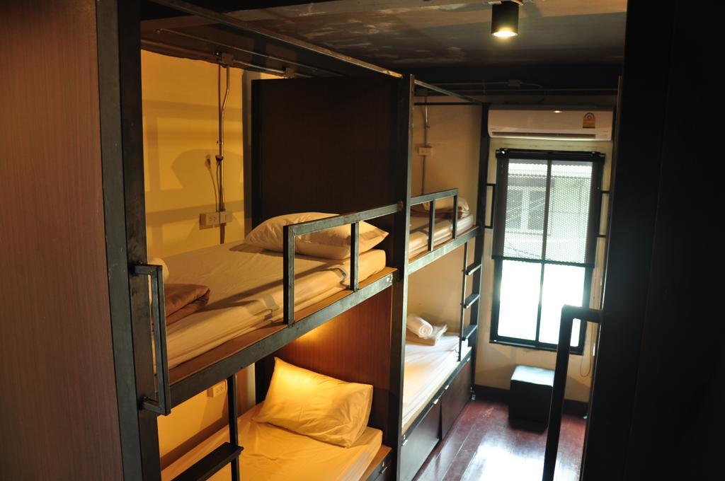 Sabye Club Hostel Бангкок Номер фото